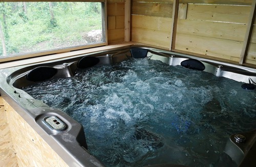 Bourg-de-Visa House | Master house with swimming pool sleeps 17 near a small village of 82