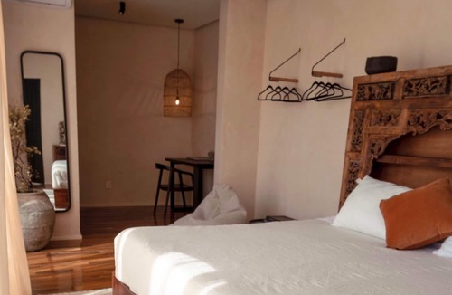 La Cruz Hotel | Master Suite en Casa Realm en el corazon de Qro.