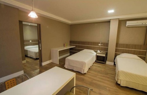 Civic Center Hotel | Master Suite w/Enough Space For a Group