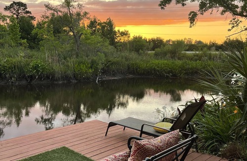 Bluffton House | Master suite with private deck in a beautiful house between Savannah & HHI