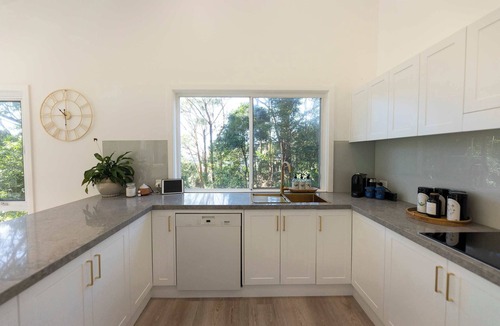 Macmasters Beach Cottage | Masters Cottage - MacMasters Beach