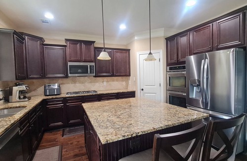 Augusta House | Masters Rentals! 5bd 4bath house, 7 miles from National golf course