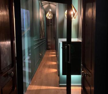 Materdei House | Materdei Emerald Rooms