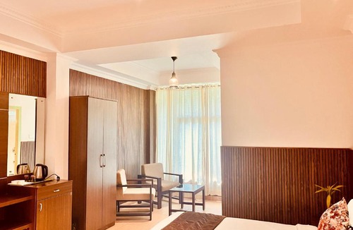 Dharampur Hotel | Matha Residency