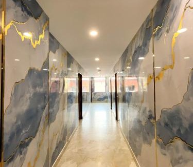 Periamet Hotel | Mathi Residency