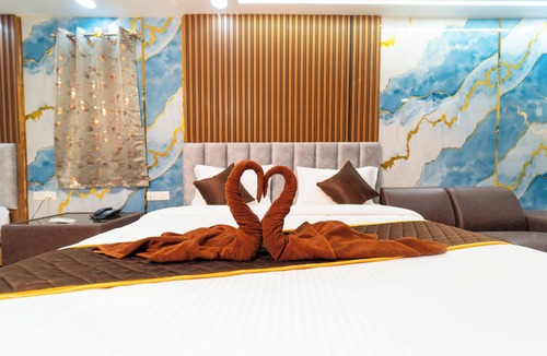 Periamet Hotel | MATHI RESIDENCY
