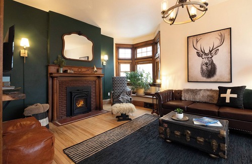 Endion House | Matilda - Stunning, 3-bed, vintage home in Duluth!