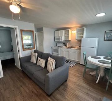 Matlacha Isles-Matlacha Shores Hotel | Matlacha on Shoreview
