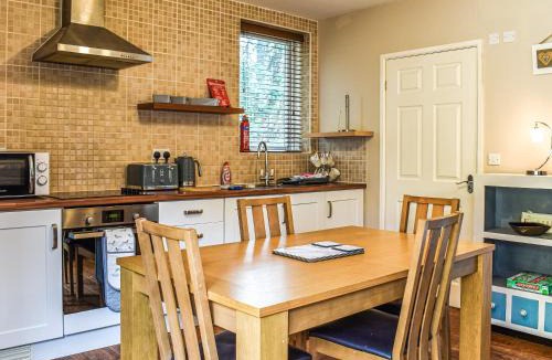 Lixwm House | Matty's Place