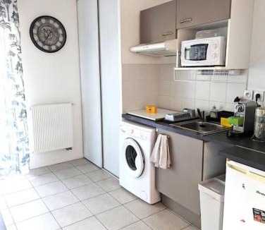 Bayonne Apartment | Maubec YourHostHelper