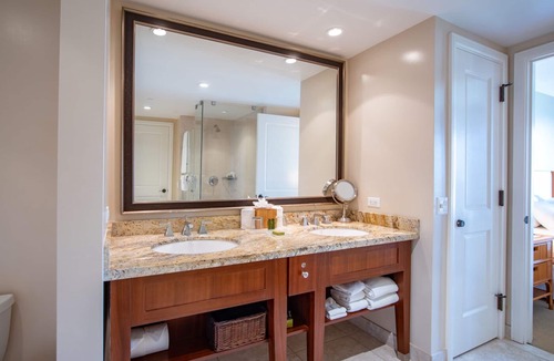 Honokowai Hotel | Maui Magic: Short Drive to Kaanapali Beach. Onsite Pool w/Water Slides, Parking