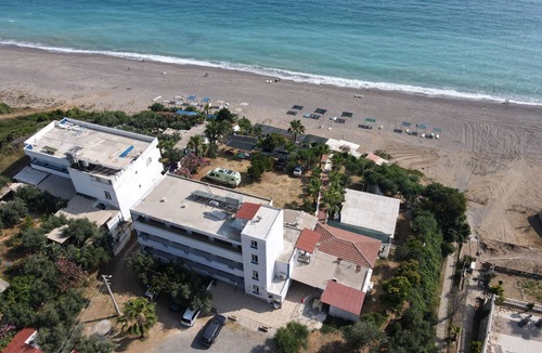 Kizilot RV Rental | Mavi Cennet Camping Pansiyon