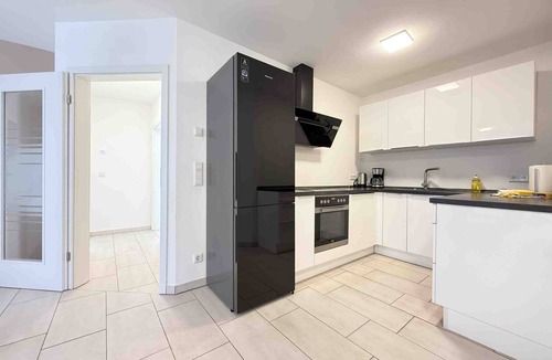 Maxhutte-Haidhof Apartment | MAX114 modern fitter's apartment