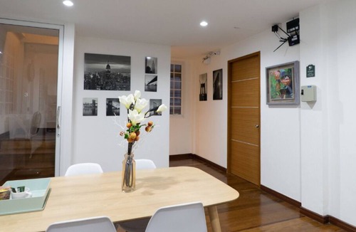 Phra Khanong Nuea House | ☆ Max12 persons☆7-10 mins from BTS Phrakanong ,WIFI, StreetFood
