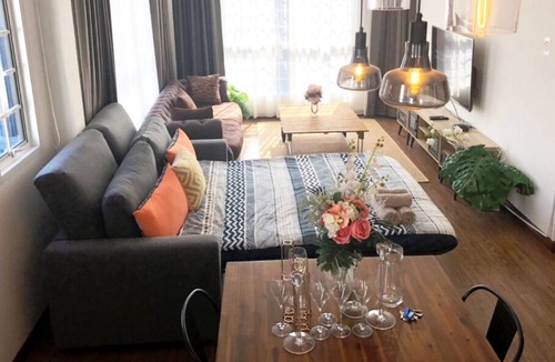Phra Khanong Nuea House | ☆ Max12 persons☆7-10 mins from BTS Phrakanong ,WIFI, StreetFood
