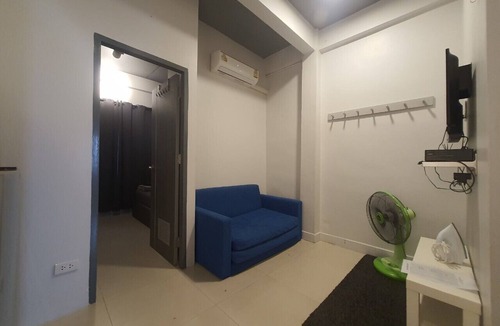 Pratunam Apartment | MAXi MaMa House Rangnam Platunam Bangkok 12 PAX 6 beds Entire Home 8 min to ARL