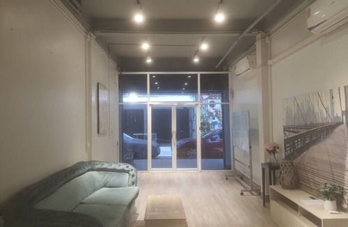 Pratunam Apartment | MAXi MaMa House Rangnam Platunam Bangkok 12 PAX 6 beds Entire Home 8 min to ARL