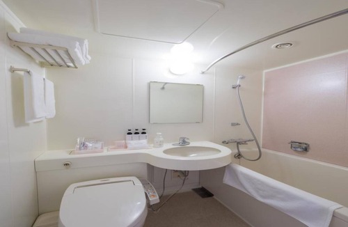 Shin-Osaka Hotel | Maximum 3 people Nonsmoking bunk bedroom Doubl/Osaka Ōsaka
