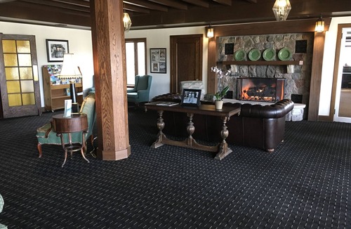 Baileys Harbor Cabin | Maxwelton Braes Lodge and Golf Course