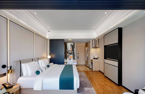 Prampir Makara Hotel | Maxx Phnom Penh Downtown (By H World)
