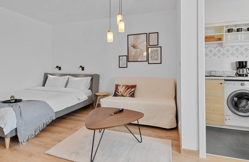 Drumul Taberei Apartment | May Studio with city view
