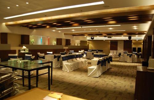 Sector 35 Hotel | Maya Hotel
