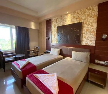 Tiruchirappalli Hotel | Maya Residency