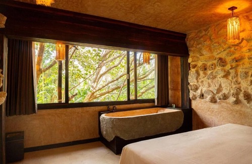 Isla Mujeres Hotel | Mayan Monkey Isla Mujeres | Social Hotel