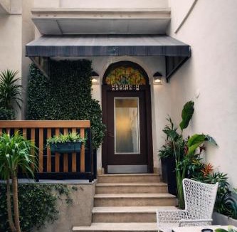 Pera Apartment | Mayata Gallery