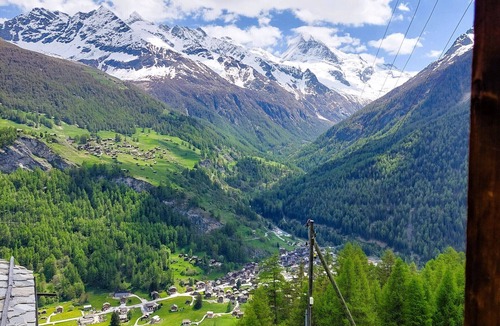 Hauderes Ski Chalet | Mayen Farquesses