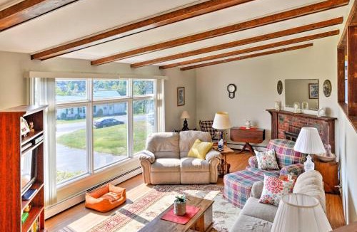 Mayfield House | Mayfield Home w/Private Dock on Lake Sacandaga!