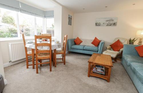 Swanage House | Mayflower