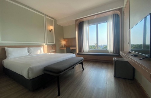 Phitsanulok Hotel | Mayflower Grande Suite Hotel