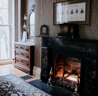 Orange Bed & Breakfast | Mayhurst Estate