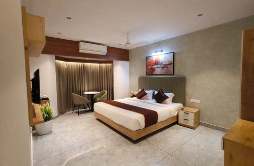 Palakkad Hotel | Mayo Suite