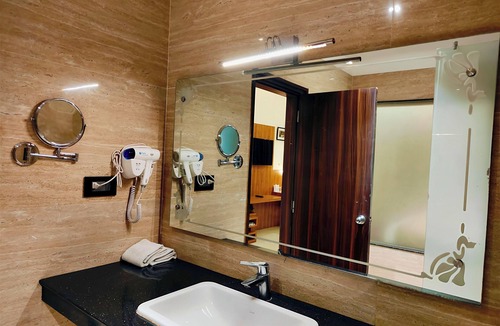 Sitapur Resort | Mayur Hotel & Resort