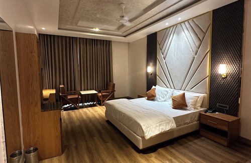 Rajpura Hotel | Mayur Simran