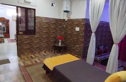 Agra House | Mayur Villa
