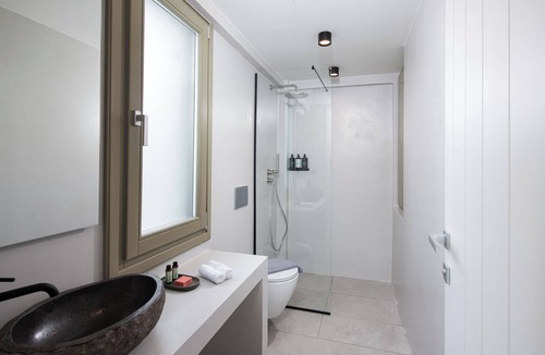 Naousa Hotel | Mazee Paros