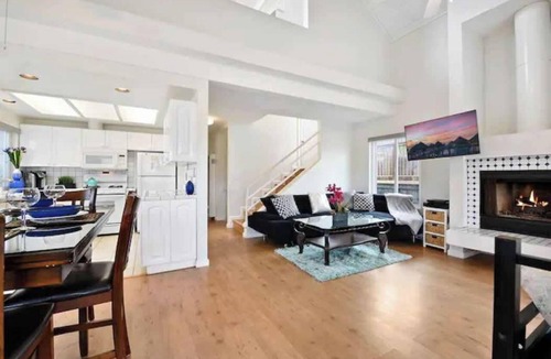 Mission Beach House | MB! 8BR Massive Beach Houses steps to sand!