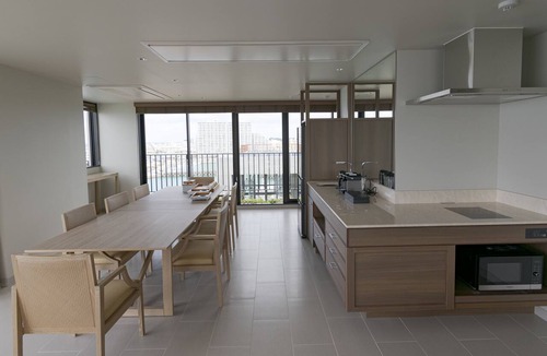 Mihama Hotel | MB GALLERY CHATAN by THE TERRACE HOTELS