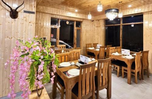 Burwa Hotel | MB Igloo Resort