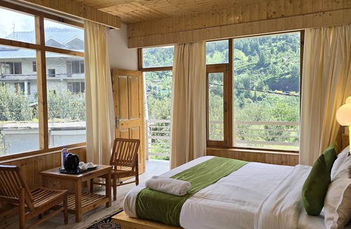 Burwa Hotel | Mb Igloo Resort