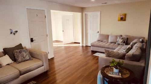 Candler-McAfee House | McAfee Room 2