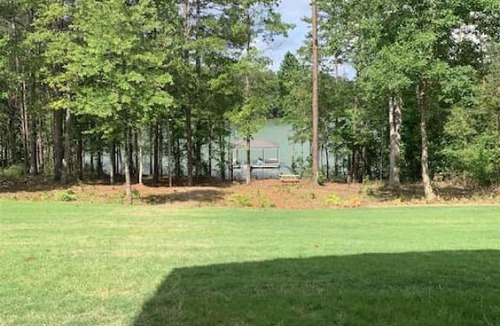West Union House | McAlister Rd Absolutely Stunning Home on Lake Keowee