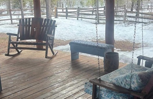 McCall House | McCall Gem, Pet Friendly, Fully Fenced, Fire Pit!