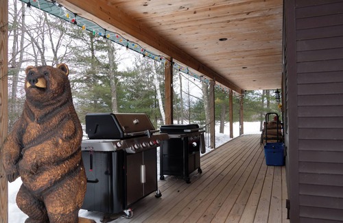 Iron River Cabin | McCarry Lakehouse Peaceful Waterfront Escape