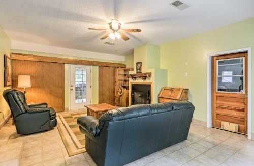McDonough House | McDonough Getaway w/Private Lake on 24 Acres