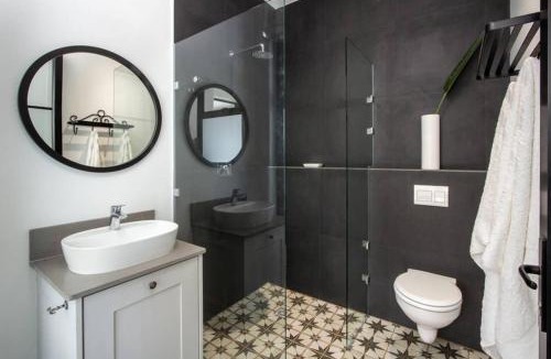 Eastcliff House | McFarlane Residence by Top Destinations Rentals