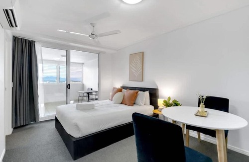 Cairns Central Business District Apartment | McLeod Escape - Central Base by Markets & Waterfront - Two Connecting Units